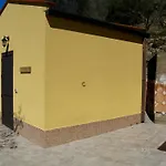 Il Giglio * Pettineo