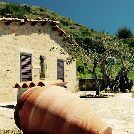 مزرعة للإقامة Il Giglio