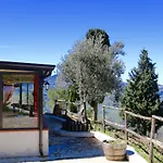 Il Giglio Farm stay *